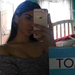 Meet your Posher, Dana